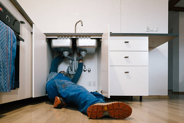 Professional Leak Detection technician working in Newport, OR